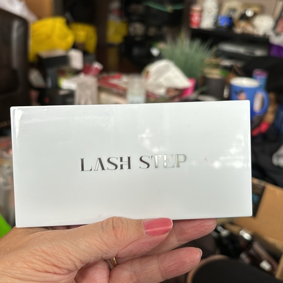 LASH STEP Matte About You Eyeshadow Palette.  New! - Picture 2 of 3